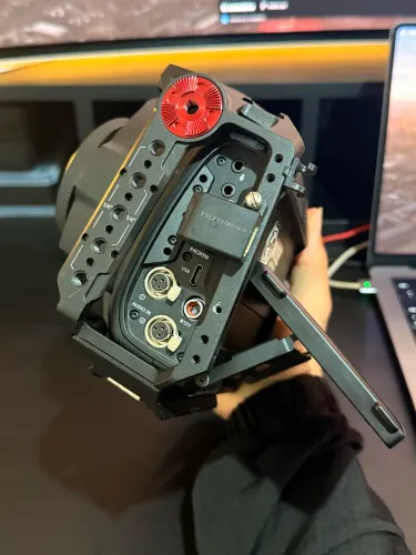 Câmera Blackmagic 6k G2