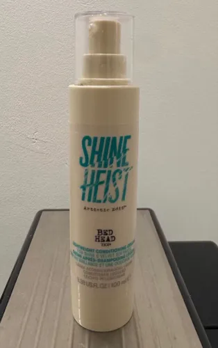 Leve in Shine Heist red bead