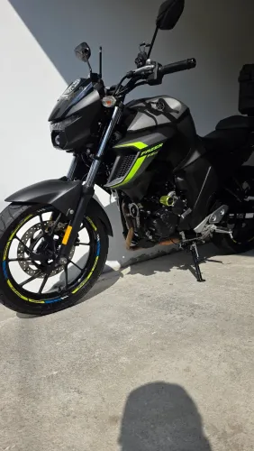 Fazer fz25 2024