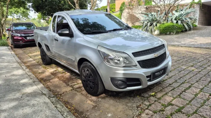 Chevrolet Montana 1.4 8V Conquest Econoflex 2P 2017