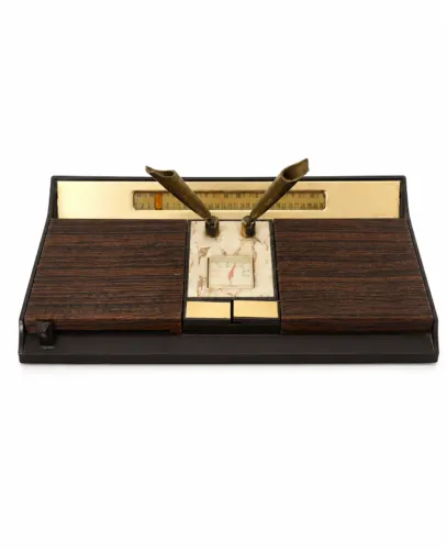 Conjunto de Mesa Antigo em Madeira - Porta-Canetas, Calendário e Termômetro Vintage