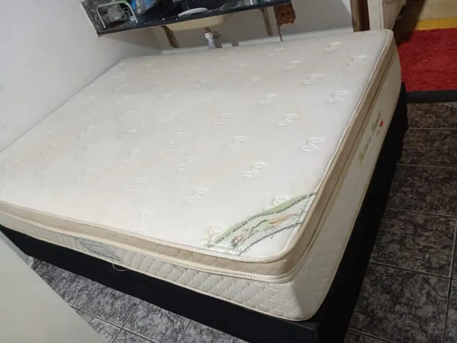 Cama de casal padrao