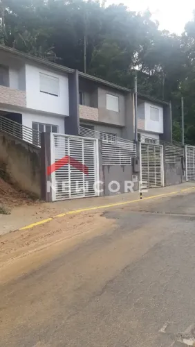 Casa em Rua Antônio Despezio - Rurais - São Lourenço da Serra/SP