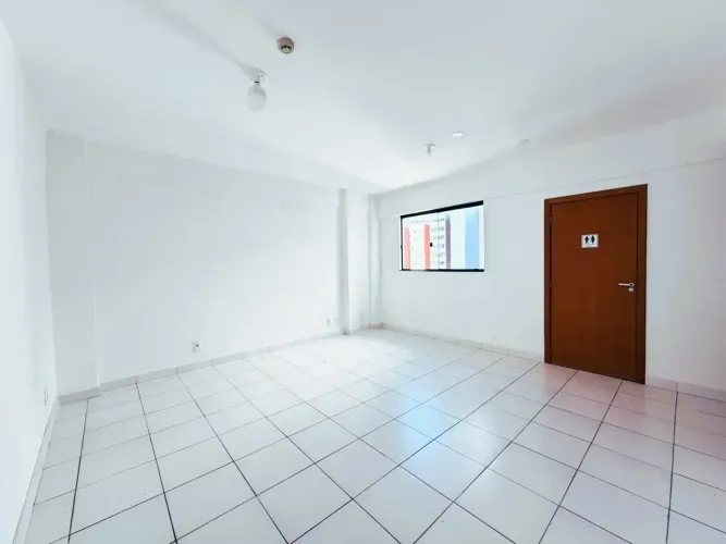 Vendo Sala Comercial 34 m² | Avenida Comercial Sul | R$ 120 mil
