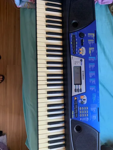 Teclado Yamaha PortaTone PSR-202 