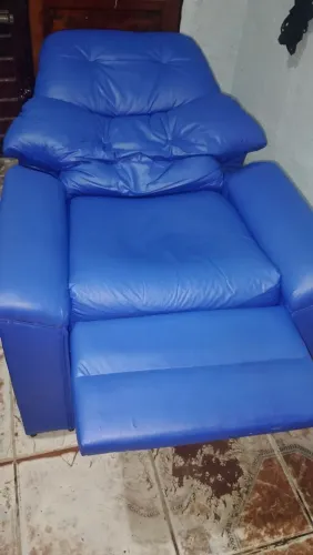 POLTRONA DO PAPAI TODA NO CORINO COM MENOS DE 2 MESES DE USO.