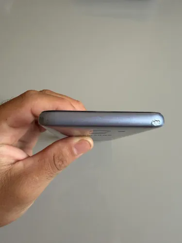Samsung j6