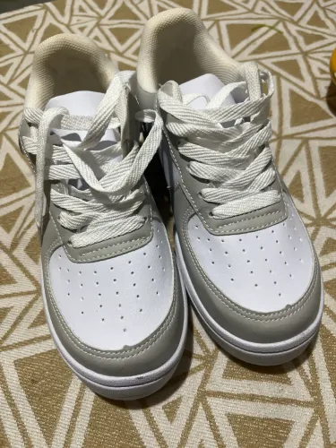 Tênis Branco novo N ? 35
