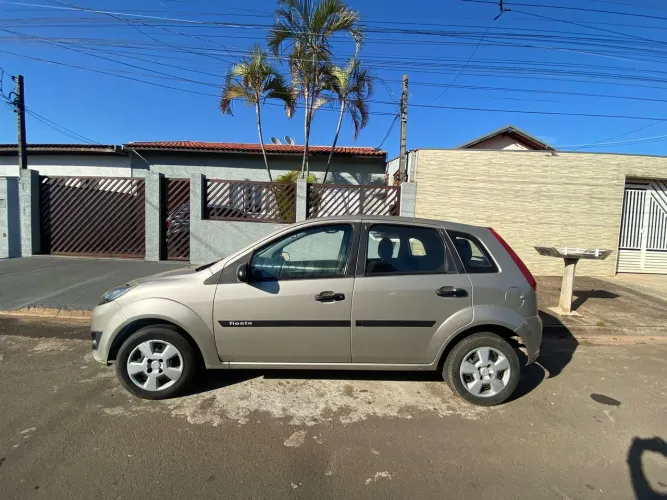 Ford Fiesta 1.0 8V Flex/class 1.0 8V Flex 5P 2013
