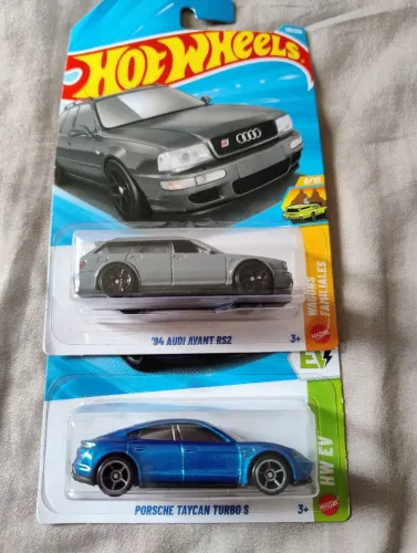 Kit 2 hotweels - Porsche Taycan Turbo S / 94 Audi Avant RS2