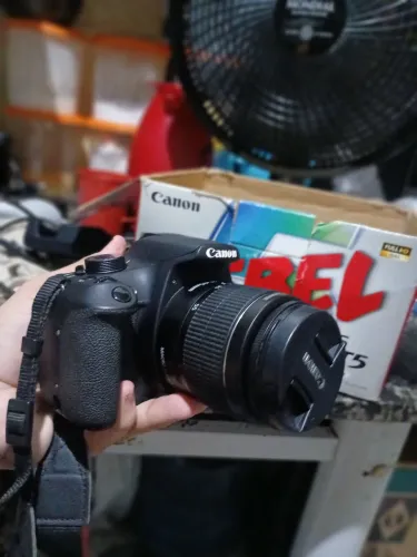 Canon EOS rebel T5