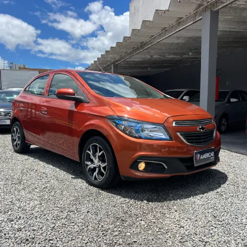 Chevrolet Onix Hatch LT 1.0 8V Flex Power Mec. 4P 2013