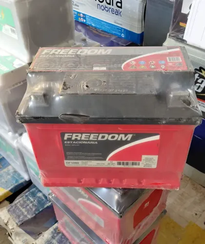 Bateria Estacionária Freedom DF1000 70Ah
