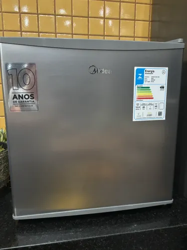 Frigobar Midea 45 litros