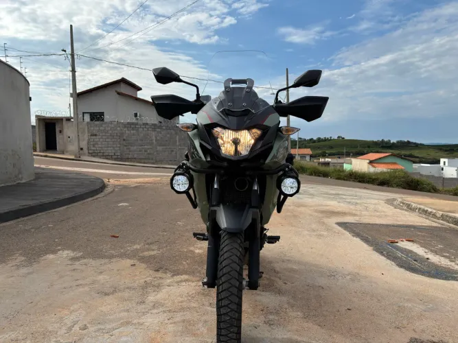 Versys 300-X tr 