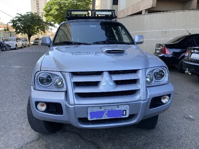Mitsubishi Pajero Sport HPE 2.5 4X4 Diesel Aut. 2010