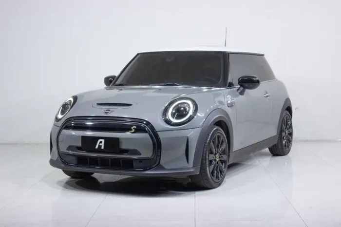 Mini Cooper SE Exclusive 3P (elétrico) 2022