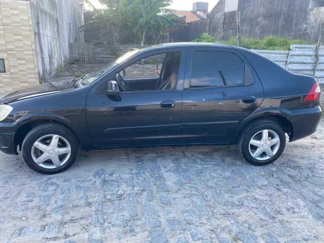 Chevrolet Prisma Sed. Maxx/ LT 1.4 8V Econof. 4P 2012