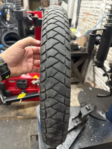 Pneu Michelin Anakee Adventure 90/90-21