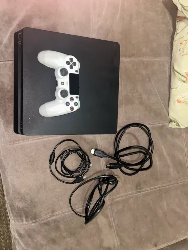Vendo Playstation 4 slim