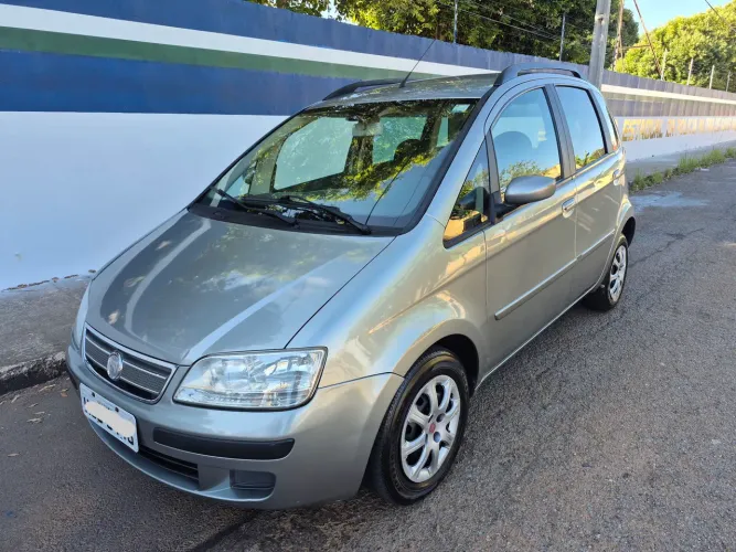 Fiat Idea ELX 1.4 MPI Fire Flex 8V 5P 2009
