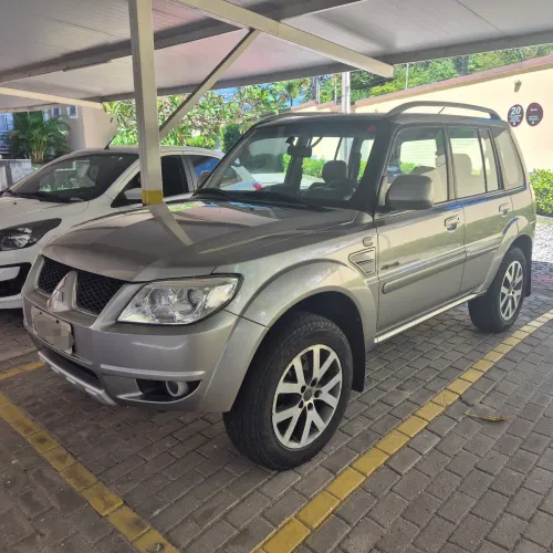 Mitsubishi Pajero TR4 2.0/ 2.0 Flex 16V 4X4 Aut. 2013