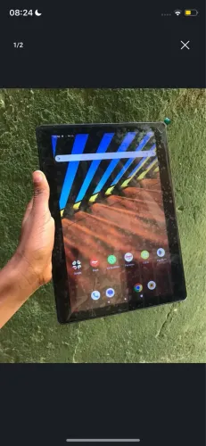 Tablet 10 polegadas semi novo , M10