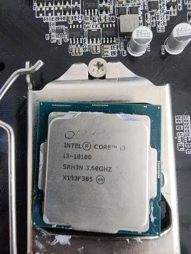 Placa Mãe + processador i3 10 Geração