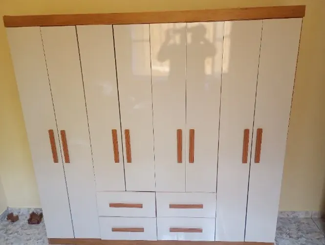 Guarda roupa