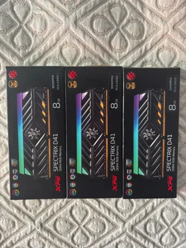 3 Memória RAM 8GB cada XPG 2 3000MHz 1 3200MHz