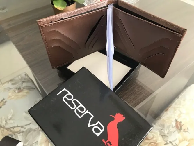 Carteira Reserva e Hugo Boss masculina entrega grátis