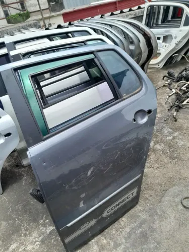 Porta traseira esquerda para pintura do Fox G3 2014 a 2023