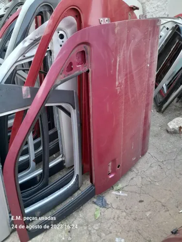 Porta dianteira direita daihatsu terios