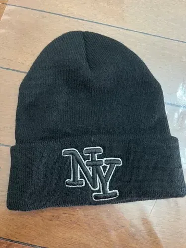 Gorro preto NY city novo importado tamanho único adulto 