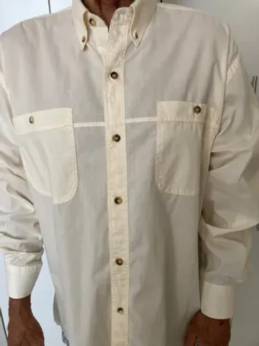 Lindíssima blusa social masculina amarela clara 