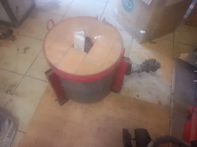 Forno de fundiçao: Aluminio, Bronze ou cobre