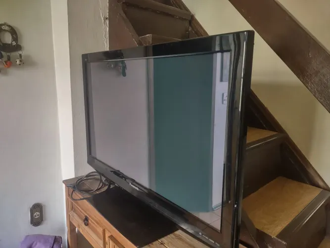 TV PLASMA 42"  PANASONIC TC-P42X10B NÃO LIGA