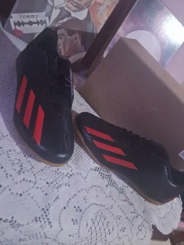 Chuteira Futsal Adidas, Original!