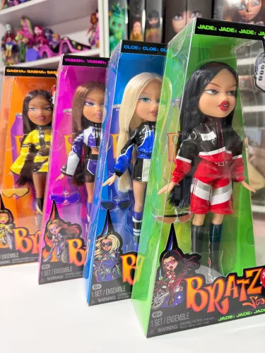 BRATZ SCORCHIN COLEÇÃO COMPLETA