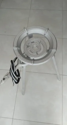 Fogareiro de Alumínio Tripé 80 cm altura