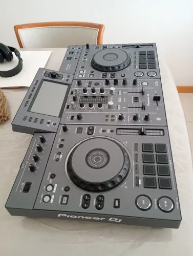 Xdj RX 2 (Embalagem original e manual)