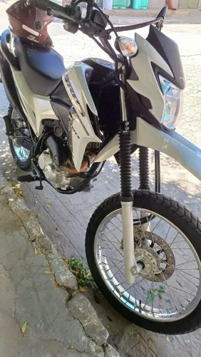 Broz 160 ano 2023/2023  por apenas 21.000 mil  