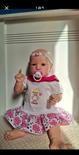 Boneca Bebê Reborn Saskia- Em ótimo Estado- aceito propostas!