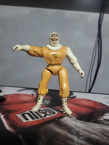 Boneco Power Ranger Ninja Amarela. Bandai 1995. Item para colecionadores