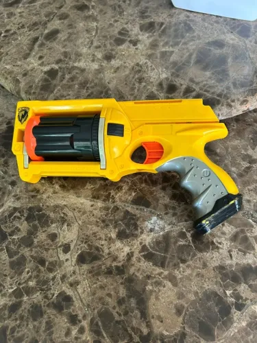 Nerf N-Strike Maverick Rev-6