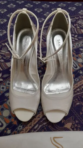 Sapato salto alto sem uso 34