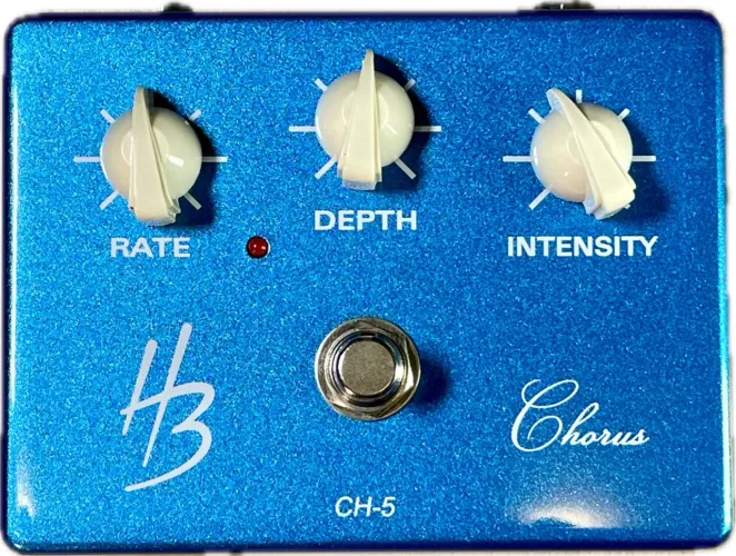 Pedal de Chorus Harley Benton CH-5 - Novo