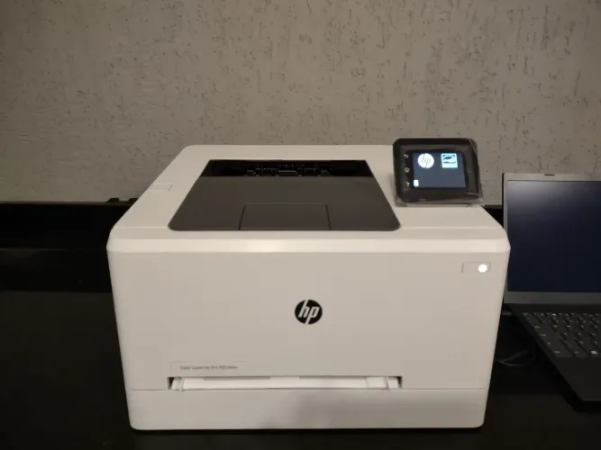 Impressora HP Color LaserJet Pro M255dw