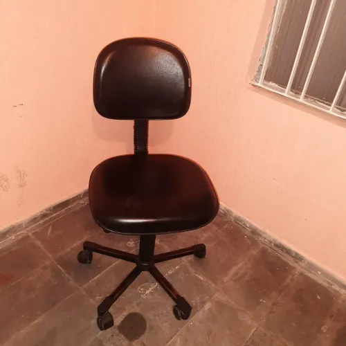 Cadeira de Escritório Giratória