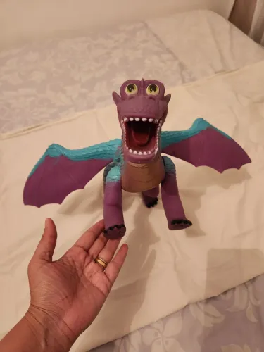 Dragão Amigo - Dinossauro com asas e som